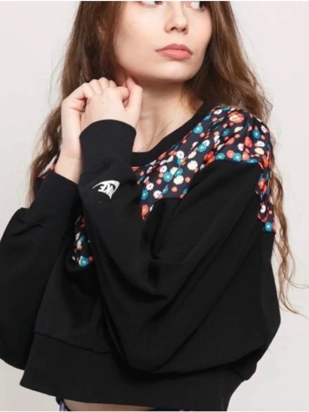 Nike sports heritage floral cropped sweatshirt size xs 🆕